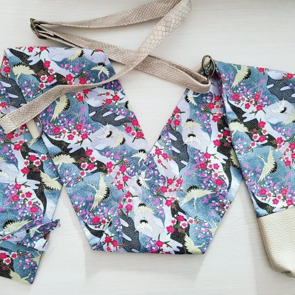 Sac à shinai tsurus et fleurs